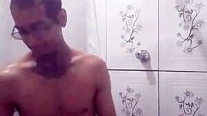 Vazou na net me exibindo para putinha do meu bairro hoje vou comer essa gostosa