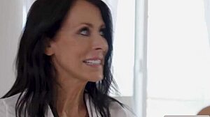 sexy milf reagan foxx licks pussy facesits stepdaughter