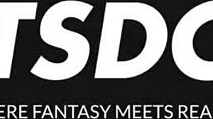 Josephine Jackson şanslı masöre unutulmaz sikiş sunuyor