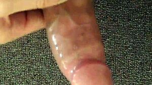 Hey, craving some hot Vietnamese action tonight, huh?