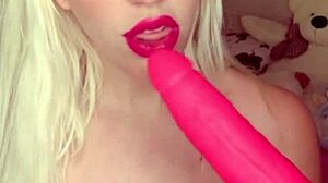 Blondie Fesser oils ass and plays with pussy