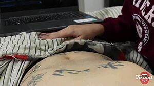 meia-irmã sucking my cock? will she let me fuck her tits