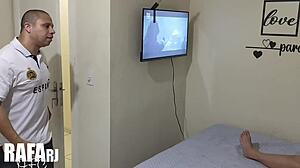 i ate my sister-in-law raw and came in her pussy 😏