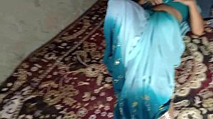 अरे, देखो मेरे गर्म इंडियन देसी स्टीप भाई और बहन वाइल्ड सेक्स में गंदी चुदाई कर रहे हैं!