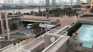 Opsednut japanskom busty idolom velike prirodne sise seksi telo