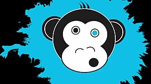 Nikita cíti divoké potešenie s hračkou vo vlhkej pičke