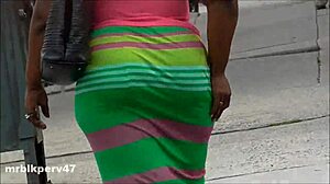 Nut Busting Candids - Enjoy the View