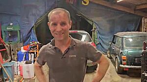 T'es au travail et tu ne peux pas regarder ma derni�re vid�o d' halloween car c'est trop pas de souci voici l'