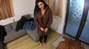 Milfycalla Önizleme, Uh, Çiş Duşu ve Döl Karmaşası... Oops