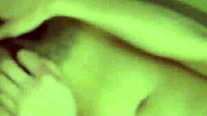 日本18+少女在户外隐秘摄像头自慰