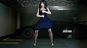 Tifa Lockhart shakes her ass in nude dance! 💃