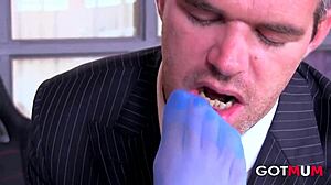 got mum - milf secretary into foot fetish with boss 😜