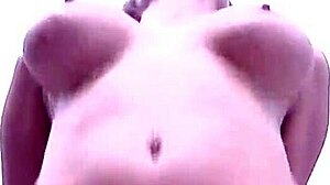 Hardfucking milf gets her wet pussy slammed in quickie session.