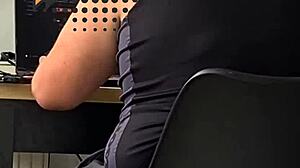 stepsister masturbates behind back