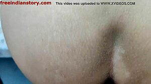 Indian GF and BF get wild in homemade fuck clip 😍