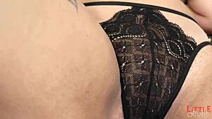 Gordinha Peituda Devours Big Cock Deepthroat!