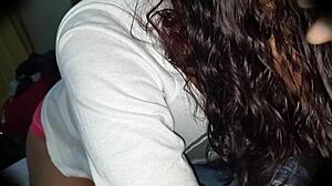 mi padrastro tiene un rico pene me gusta subirme encima de �l