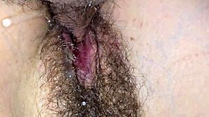 義妹のマンコに中出ししまくり、クローズアップで