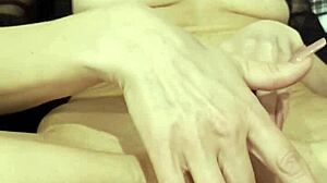 Mature Babe Reaches Orgasm Through Oiled Massage