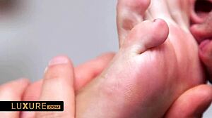 Hot Brunette Babe Gets Wild SEX with Cum in Mouth Action