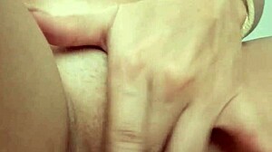 I Can't Hold Back and Masturbate in the Mall as Sexy Beautiful Brunette!