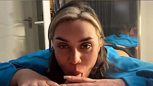 my best friend's girlfriend gave me a special moment while he was at the store