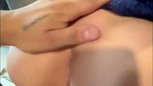 Leilani Lei, that milf babe, teases with her feet and toes while dirty talking