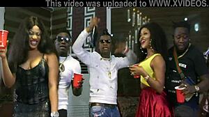 Wow, African 3-Some With Big Asses And Tongue Action!