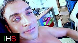 Very sexy girl gets double fucked in lingerie 😏