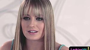 Tribbing Dyke Babe Rimmed In Threeway!