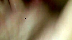 hermosa latina squirts water beautifully