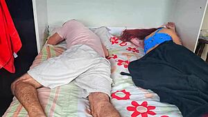 Padrasto faz visita noturna inesperada