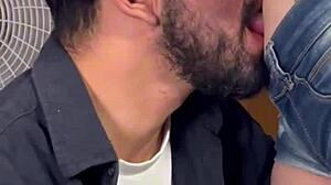 I just love this belly button piercing