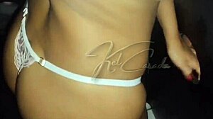 adoro brincar no gloryhole com dois paus grandes