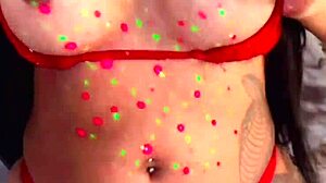 petite neighbor’s lingerie tease leads to intense muff diving session