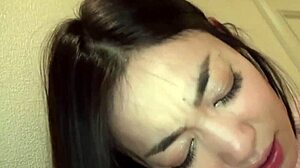 Belo Kiss Throat Obscenity Lesbian Crazy