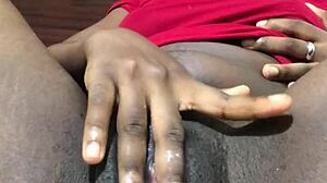 ebony woman in homemade solo video