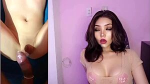 Indian teen loses virginity to boyfriend in steamy clip