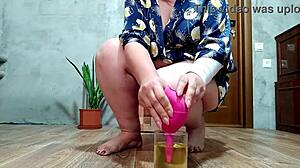 Fat Mother-in-Law Readies Gorgeous Ass for Play