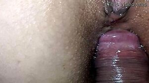 Dziewicza hijastra boli w plecach, ale kocha intensywny POV seks