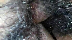 흥분한 커플, 뜨거운 침실 섹스 즐겨