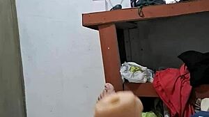 Exhibitionist Flashes And Reaches Intense Orgasm