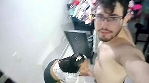 Colombian babe looking for work, I gave her the best job: fucking and sucking my monster cock 😏