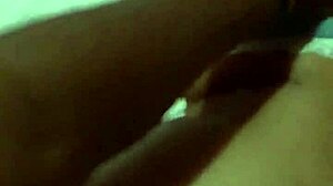 Bitch pake bra naik kontolku keras