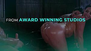 城市少女18+在运动鞋中操农场裸体主义者