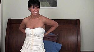 Milf Kassandra Wild Plays with Toy in High Definition