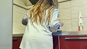 gostosa cleans the stove and feels the heat building up