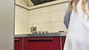 gostosa cleans the stove and feels the heat building up