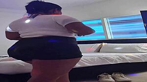 Damn! Mature whore cheats with her 18+ step-nephew in wild homemade ride!