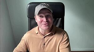 Art school students build rapport